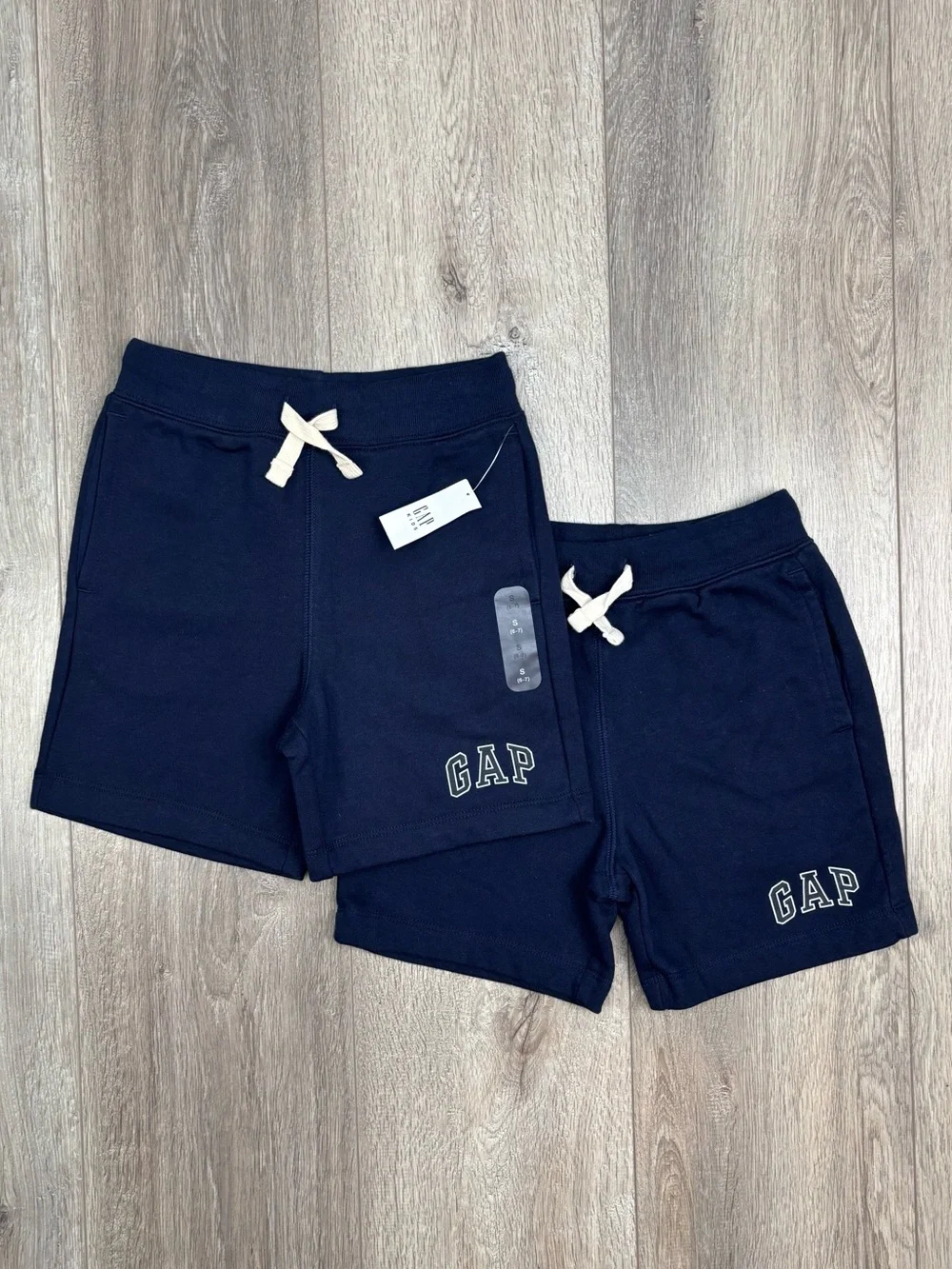 GAP Pull On Sweat Shorts Size Small 6/7 Like New
